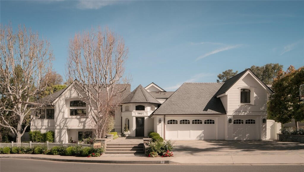 $14,995,000 ACTIVE | 2 ROYAL SAINT GEORGE ROAD